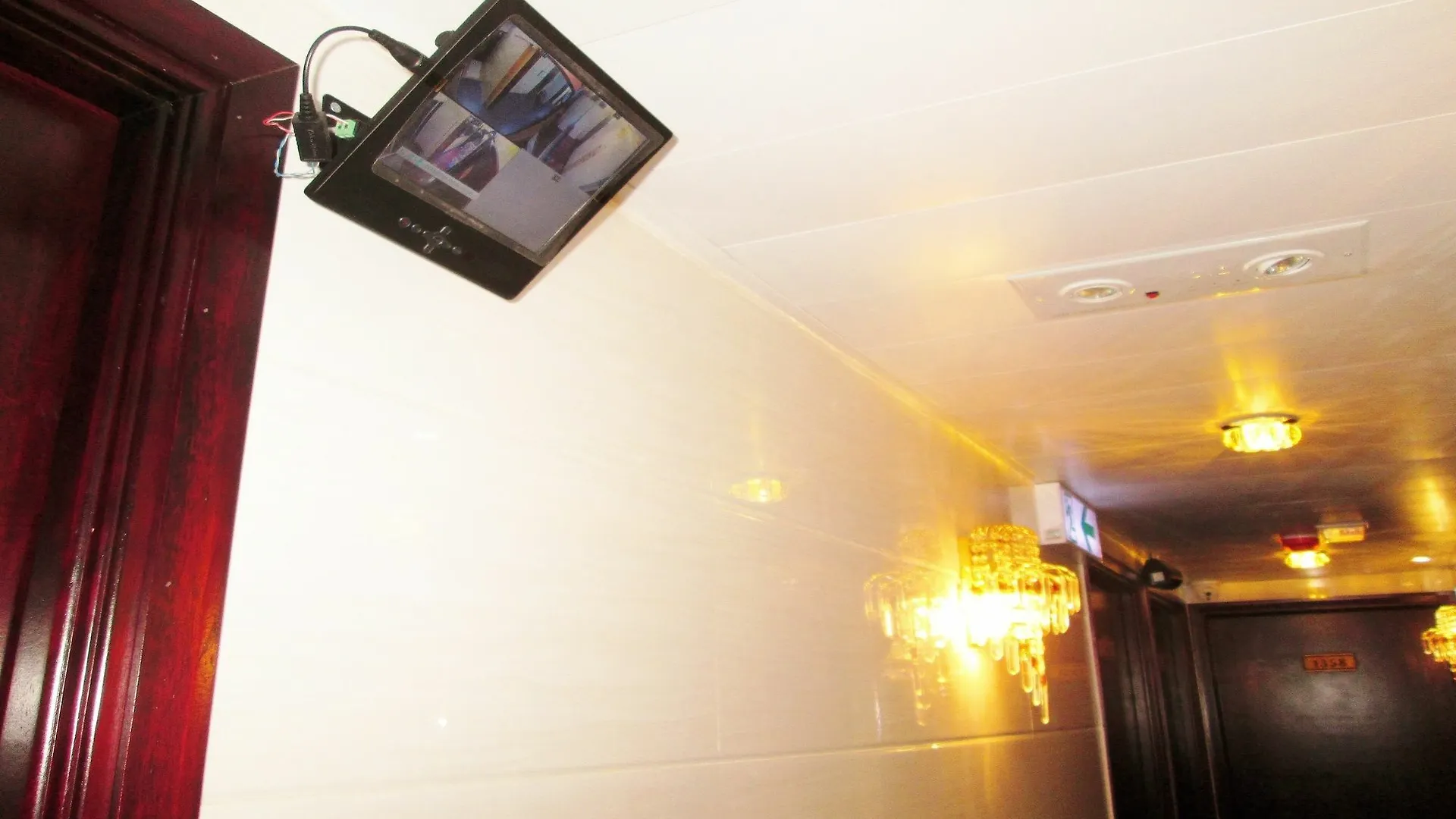 ** Hotel New Peace Guest House - Hong Kong Kowloon  China