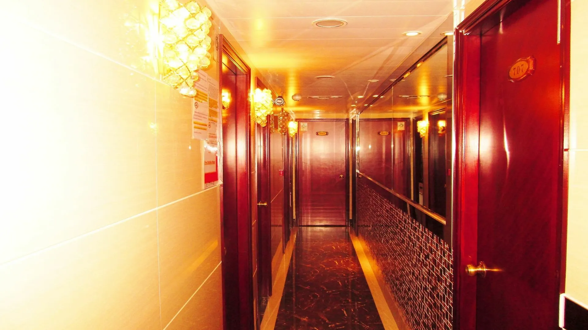 New Peace Guest House - Hong Kong Kowloon  Hotel Kowloon (Hong Kong)