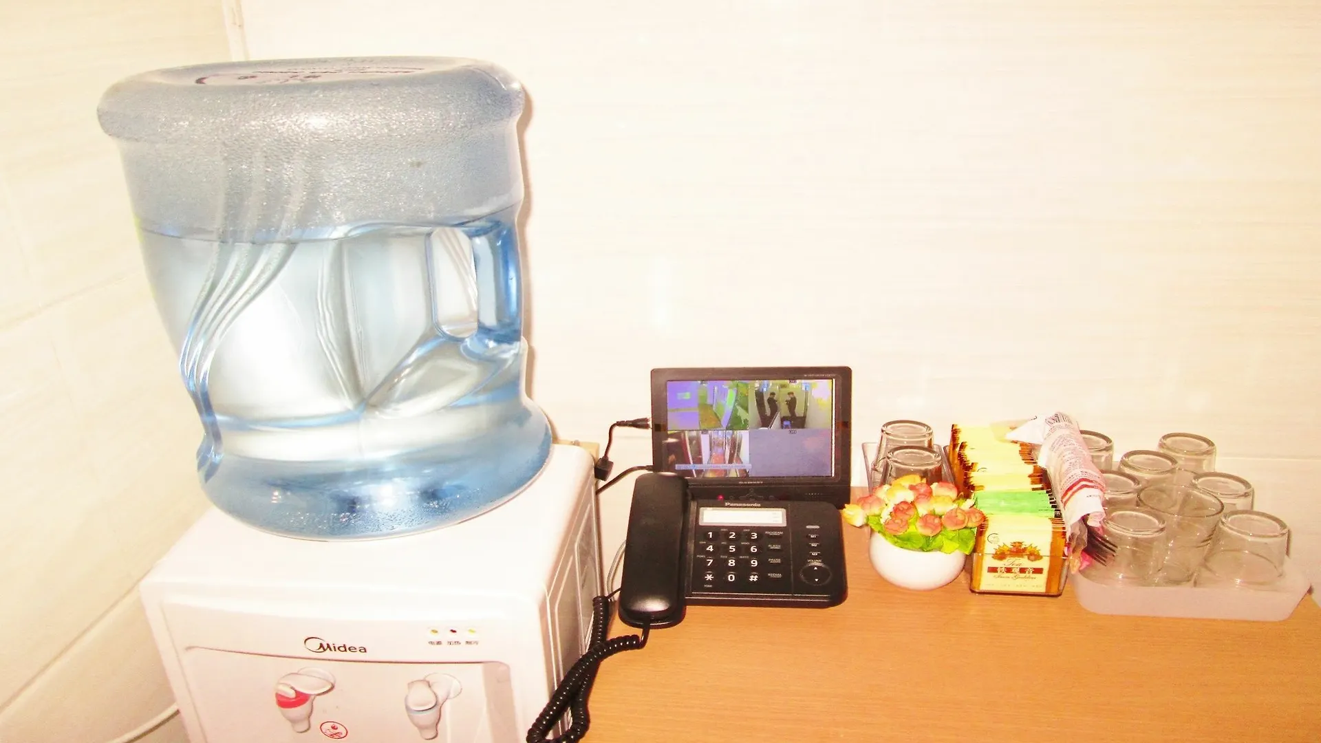 New Peace Guest House - Hong Kong Kowloon  Kowloon (Hong Kong)